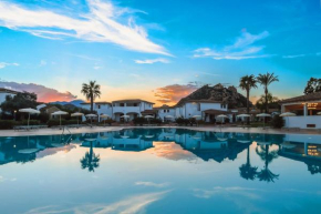 Marina Torre Navarrese Resort Baunei